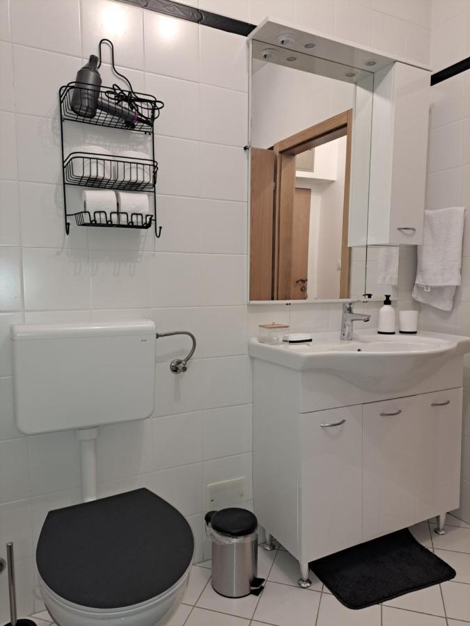 Apartman Karmen Vodice Exterior foto
